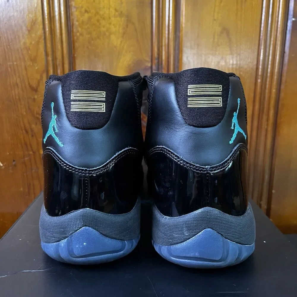 Air Jordan 11 Retro Gamma Blue 2025 (CT8012047) Size 11.5 Men Pre-Owned OG Box